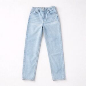 BOG High Rise Light Wash Women's Jeans